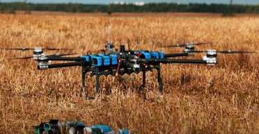 Важкі дрони "Білий вовк" прийняли на озброєння ЗСУ: що про них відомо (відео)