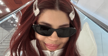 Жінку після "пластики" не впізнали на паспортному контролі: який вигляд вона має (фото)