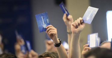 Под барабанный бой. Как прошел съезд обновленного Демальянса