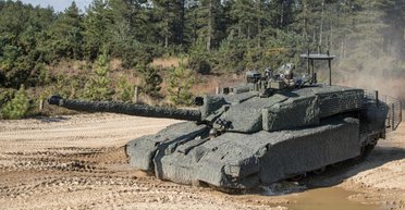 Британці зіткнулися із серйозними проблемами під час модернізації танків Challenger 2 до Mk3