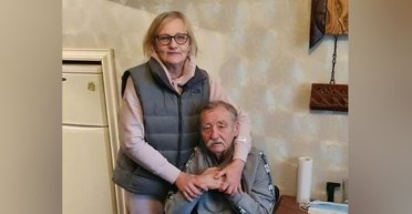 "Ніколи їм не пробачу": 82-річний композитор Ігор Поклад і його дружина постраждали від атаки ЗС РФ