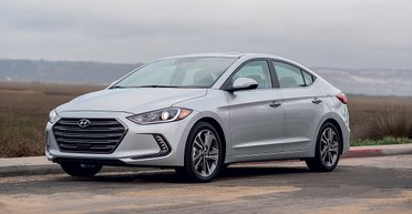 Укомплектованный кореец. Новый Hyundai Elantra