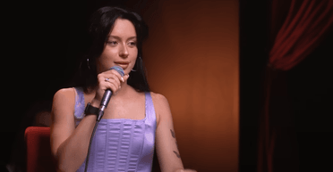 "Не супермного": бровистка в Киеве рассказала, сколько зарабатывает в месяц