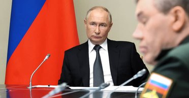 Путин посетил Курскую область: президент РФ был в 60 км от границы с Украиной (карта)