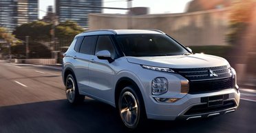 Семь мест и оригинальный дизайн: в Украину приехал новый Mitsubishi Outlander (фото)