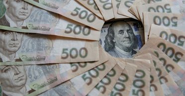 Мина замедленного действия. Что делать с государственным долгом Украины