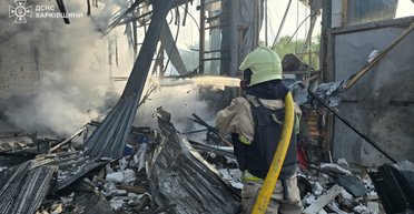 ВС РФ атаковали центр Харькова: удар пришелся по жилой высотке, детали