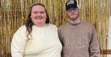 "Ледача наречена" вийшла заміж й вразила гостей своїм весільним вбранням (фото)