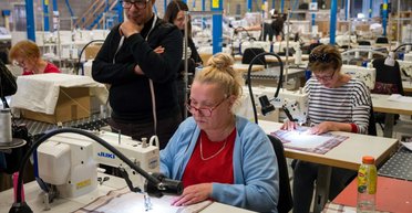 Двічі винні. Чи доводиться біженцям сплачувати податки в Україні і за кордоном