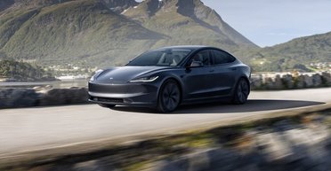 По цене Toyota Camry: как выглядит самый дешевый электромобиль Tesla (фото)