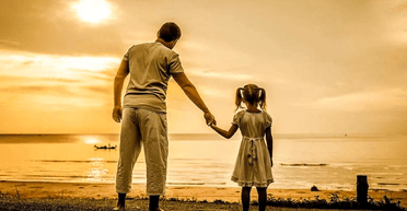 "Повернулася з 1968-го": батько розповів про "подорож у часі" дочки після школи