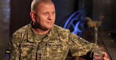 Нове фото Валерія Залужного та його дружини - чим ексголовнокомандувач ЗСУ займається після відставки (фото)