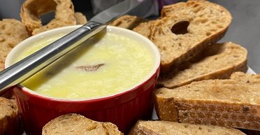 Курячий паштет із крем-сиром: рецепт найніжнішої намазки