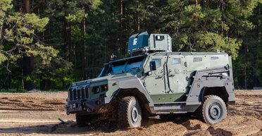 Минобороны испытало и допустило к эксплуатации новый броневик "Варта-2"