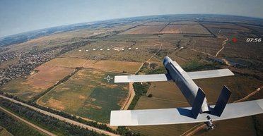 Теперь залетают на 100 км: РФ запускает рои дронов V2U с искусственным интеллектом (фото)