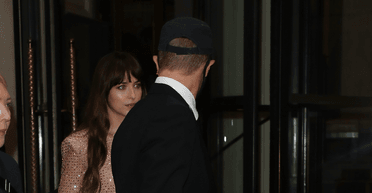 Зірка "50 відтінків сірого" Дакота Джонсон та Кріс Мартін відновили свій роман (фото)