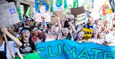 Дети климата. За казусом Греты Тунберг стоит крах перевернутых иерархий