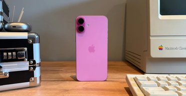 Неделю не разряжаются: названы смартфоны с самыми сильными батареями