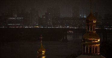 Графики отключения света вернулись: когда выключат свет в Украине (видео)