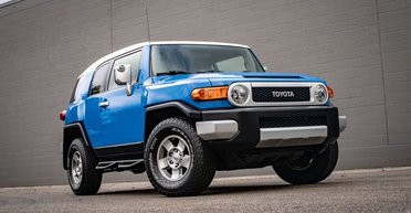 Гость из 2000-х: обнаружен культовый 16-летний внедорожник Toyota в новом состоянии (фото)