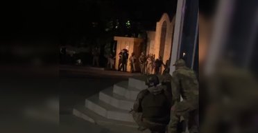 Может быть причастно отделение ИГИЛ: новые подробности стрельбы в Дагестане (фото)