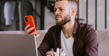 Чоловіка звільнили з роботи одним днем: він мав усі паролі й тонко помстився