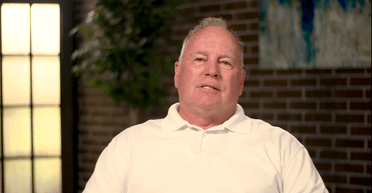 Мужчина умер на 20 минут, после чего кардинально изменил свою жизнь: что он увидел