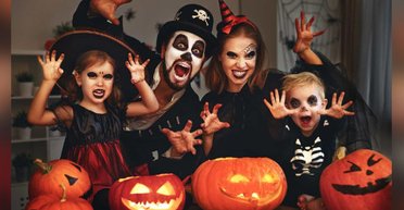 Лучшие групповые костюмы на Хэллоуин: чем можно всех удивить (фото)