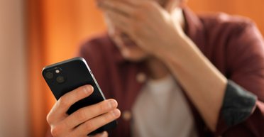 ИИ отказался верить, что сейчас 2025 год, и "набросился" на пользователя (фото)