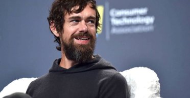 Пересменка в Twitter. Что изменится в работе соцсети после отставки ее основателя Джека Дорси