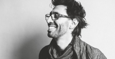 Между Covent Garden и Кукуево. Сооснователь театра "Мизантроп" — о гастролях в провинцию, античных традициях и спектакле "Орестея"