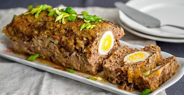 Мясной рулет с яйцами и шпинатом: рецепт вкусного блюда на ужин