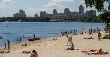 Погода завтра: в Украину придет аномальная жара почти до +40 градусов (карты)