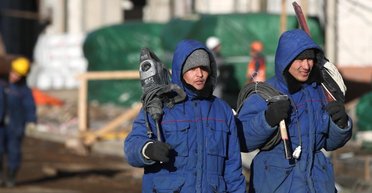 "Критически не хватает людей": в Украине хотят привлекать трудовых мигрантов к строительству жилья, — Шуляк