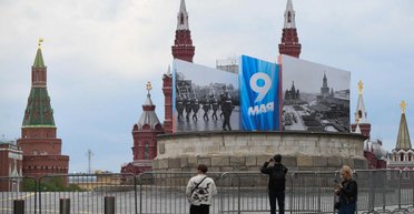 Парад у Москві: перед 9 травня стягують ППО і натягують антидронові сітки (фото)