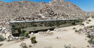 $10 тысяч за фото: блогер рассказал, как аренда элитного дома стала ночным кошмаром и штрафом