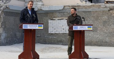 Третья мировая война или "озабоченность": как бы в НАТО отреагировали на удар РФ по делегации Греции в Одессе