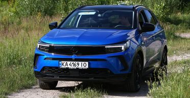 Тест-драйв кроссовера Opel Grandland: доступный флагман