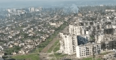 Аеророзвідники показали Бахмут із висоти пташиного польоту (відео)