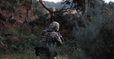 Целился из автомата: морпех под Волчанском ликвидировал россиянина холодным оружием, — ВСУ