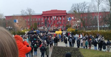 Прямо возле университета: в Киеве проходят съемки первого выпуска нового сезона "МастерШеф"