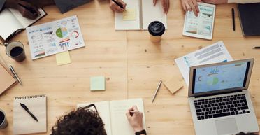 "Моя спадщина": колеги не були готові до того, що зробить жінка в останній робочий день (фото)