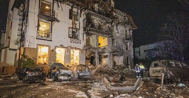 РФ вдарила по центру Харкова: зросла кількість постраждалих, серед них — іноземці (фото)