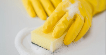 Покладіть губку для миття посуду в холодильник і подивіться, що вийде