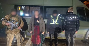 Путешествие в Молдову не сложилось: под платком бабушки на границе оказался мужчина