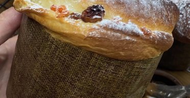 Не черствіє та не кришиться: рецепт великоднього крафіна із секретним інгредієнтом