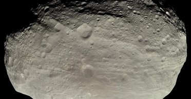 Ширина 525 км: у Сонячній системі виявлено фрагмент загубленої планети, що відомо (фото)