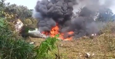 У Колумбії розбився військовий літак: на борту були 110 солдатів (відео)