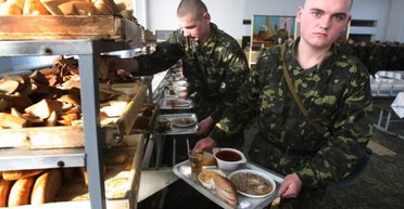 Считаются опасными: Минобороны нашло почти 340 тонн некачественных продуктов для ВСУ