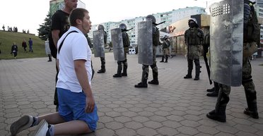Краденое солнце. Чем закончится для Беларуси вероятная победа Лукашенко над протестующими